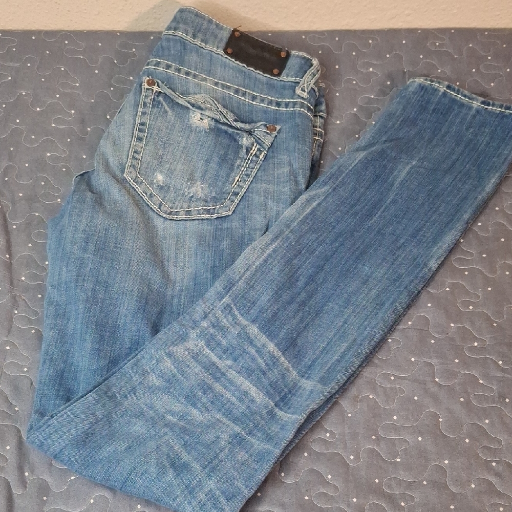 Buckle Women's Skinny Jeans - Light Blue Denim
